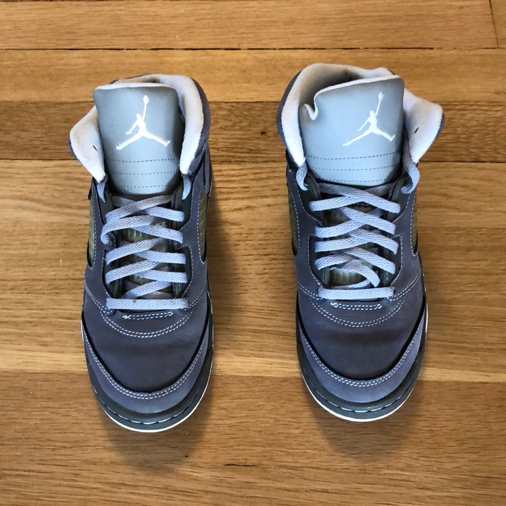 Jordan 5s size 3Y